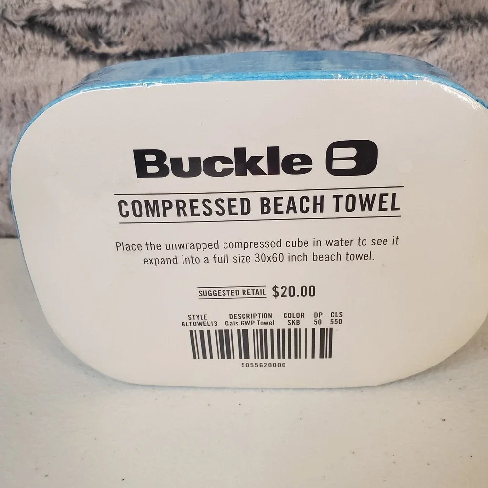 Buckle Compressed Card Beach Towel‎ 30X60 Instant Packable Compact Travel
